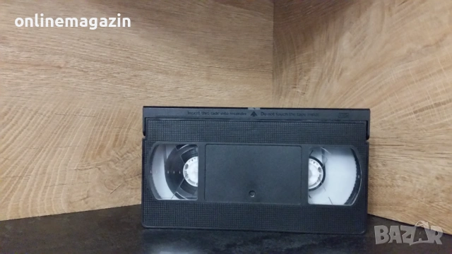 Видеокасета " КРАЙПЪТНО ЦВЕТЕ " VHS, снимка 2 - Други жанрове - 54101709