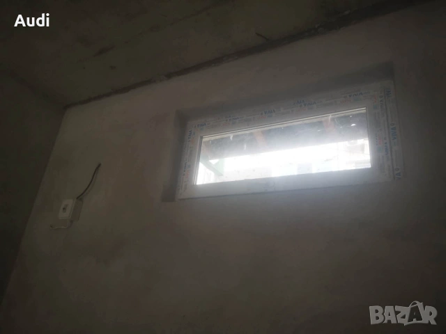 Собственик дава под наем тухлен масивем гараж с ток 25кв.м. Осветление с 4 броя LED пури.  В. Търнов, снимка 7 - Гаражи и паркоместа - 53232984