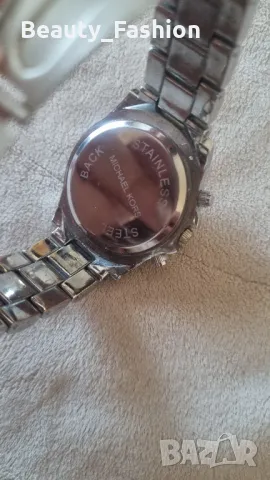 Дамски часовник Michael Kors, снимка 4 - Дамски - 46873341