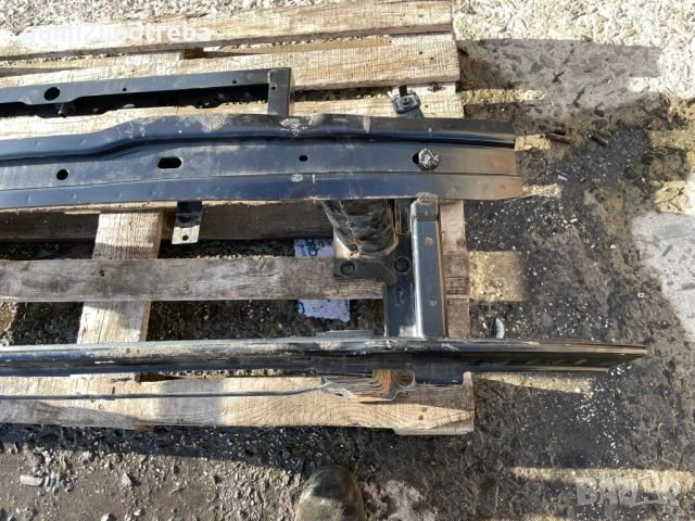 Преден Буфер Рамка Радиатори 10A807109D Volkswagen ID.3 E11 PRO, снимка 3 - Части - 53541491