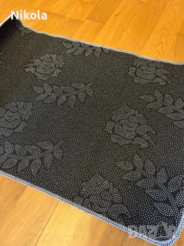 Килим с изображение на Коледна елха, снимка 3 - Килими - 52502998