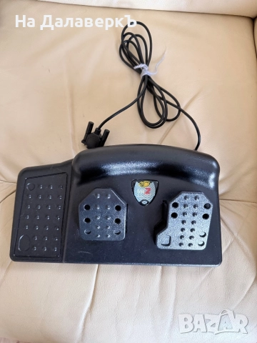 Mad Catz MC2 MicroCon волан + педали + игра подарък (PS2) – Перфектно състояние, снимка 7 - Аксесоари - 52745658