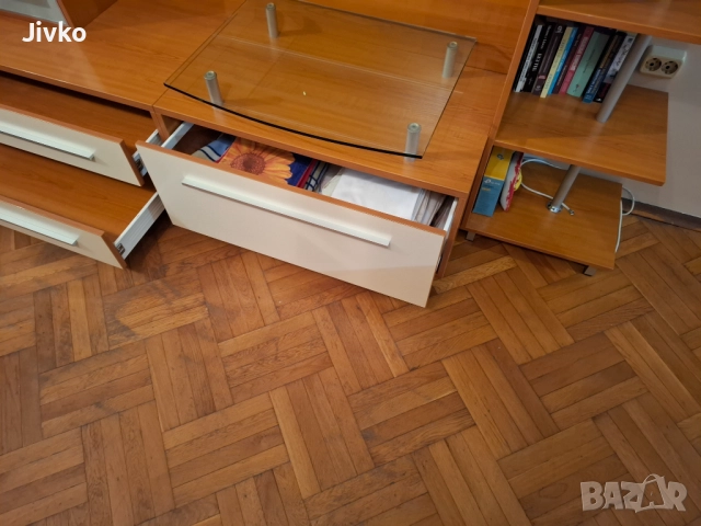 Секция , снимка 3 - Секции и витрини - 52863475