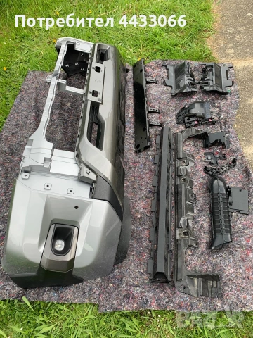 Toyota Hilux Invincible предна броня комплект , снимка 3 - Части - 54273472