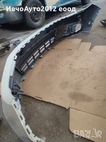 Броня предна оригинална 5N0 807 221 ap, снимка 3 - Части - 51200968