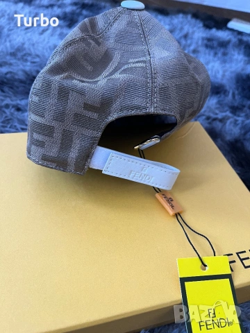 Fendi шапка, снимка 2 - Шапки - 53879388