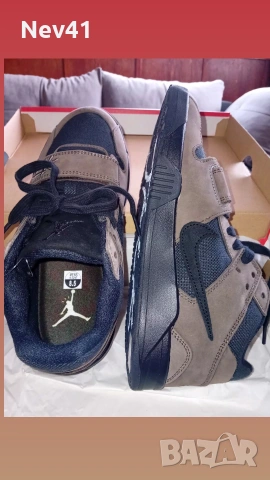 Nike Travis Scott Jump Jack Dark Mocha №42 – Нови, снимка 2 - Маратонки - 53721057