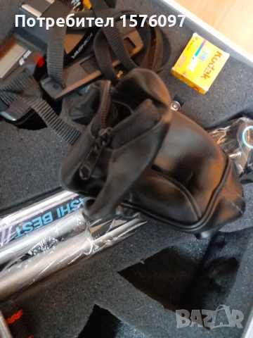 Куфар с фотоапарат Yashica 200 с обектив Yashica 35-70mm f/3.3-4.5 Macro, снимка 10 - Фотоапарати - 52730836