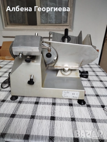 Професионална слайс машина - 250 мм, снимка 7 - Обзавеждане на кухня - 52083345