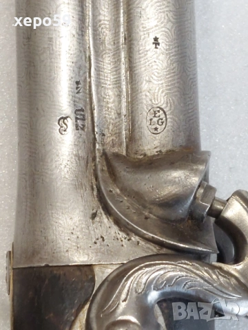 Рядък, в отлично състояние, двуцевен капсулен пищов-дамаскова стомана, снимка 11 - Антикварни и старинни предмети - 52292828