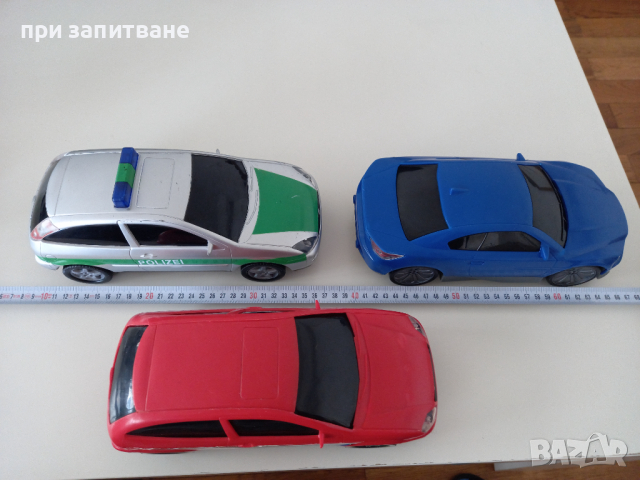 Големи пластмасови коли играчки, 1:16, 28 см., здрави, Ford Focus на Dickie, снимка 6 - Коли, камиони, мотори, писти - 45020464