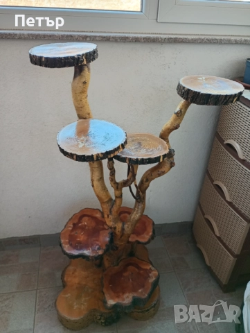 Естествен цветарник от дърво 