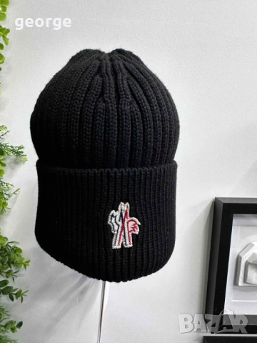 Зимна шапка Moncler - нова, снимка 2 - Шапки - 52376427