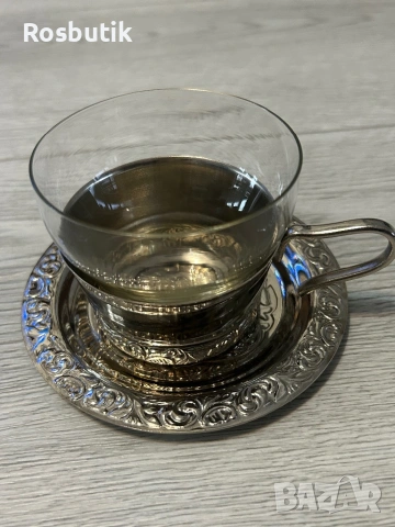 Съветски сервиз с подстакани за чай/кафе  6 чаши и 6 чинии , снимка 3 - Сервизи - 53424971