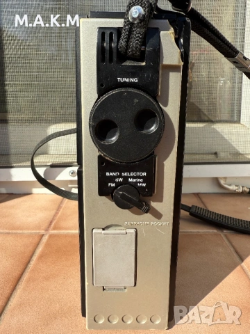 Радио Sony icf-5500M, снимка 4 - Радиокасетофони, транзистори - 53827093