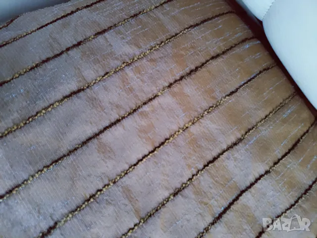 Кафяво шалте на CHAR Ltd 200/226, снимка 2 - Покривки за легло - 49815478