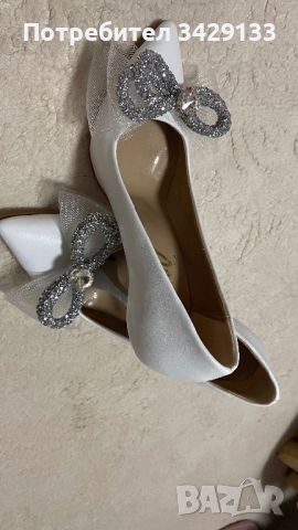 Дамски обувки, снимка 1 - Дамски обувки на ток - 45530627