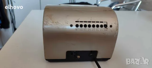 Радиочасовник Grundug 550a, снимка 2 - Радиокасетофони, транзистори - 50064324