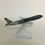 Бойнг 777 самолет модел макет метален лайнер Air New Zeаland далечно пътуване, снимка 4
