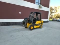 Челен товарач JCB Teletruk TLT30D – 3т / 4м / 9300 м/ч, снимка 3
