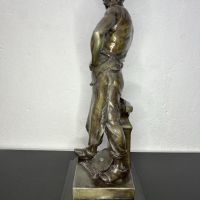 Авторска бронзова статуетка №5311, снимка 5 - Антикварни и старинни предмети - 45191117
