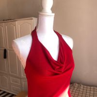 Червена рокля ZARA ,елегантна за пролет/лято., снимка 2 - Рокли - 45192495