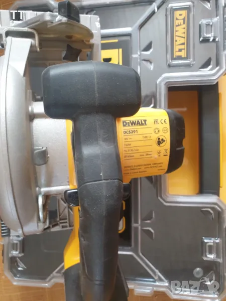 Циркуляр DeWALT DCS391N 18V XR 165мм, снимка 1