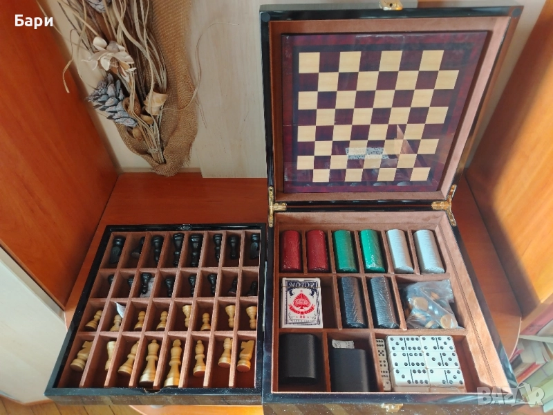 Луксозна кутия с настолни игри шах,табла,карти,домино,зарове, снимка 1