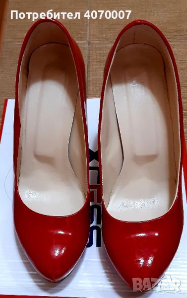 Червени лачени обувки, снимка 1
