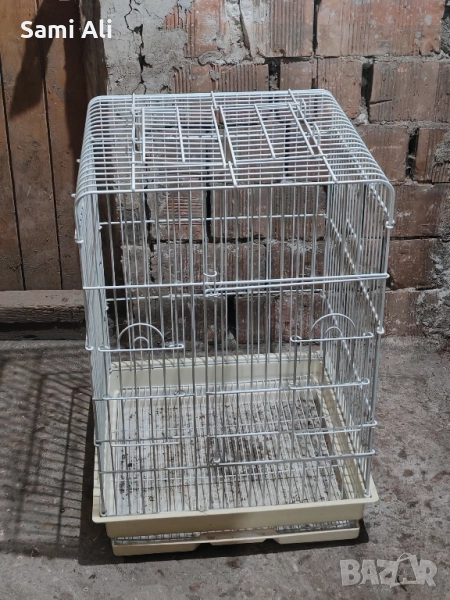 продавам клетки за Папагал бялата 100 лв другите 70 лвв добро състояние, снимка 1
