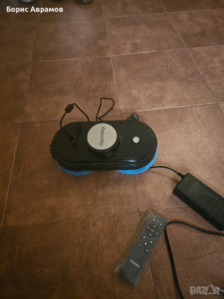 робот за миене на прозорци нов!, снимка 1