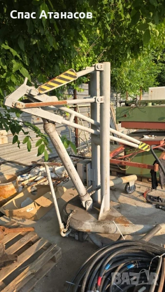 Хидравлична тринога, снимка 1