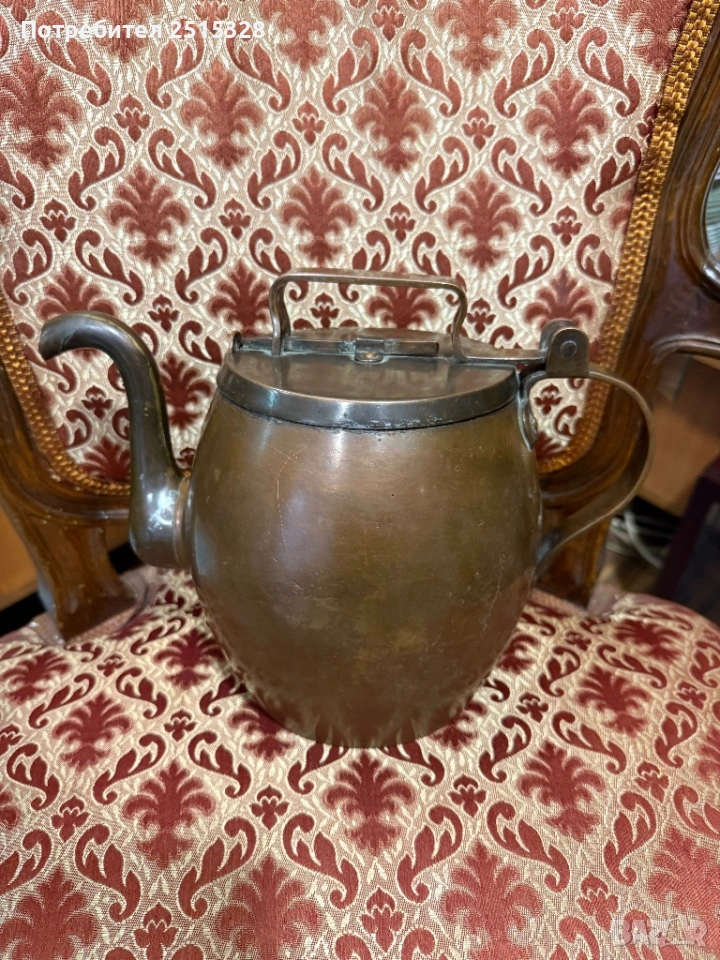 Античен стар масивен меден чайник, снимка 1