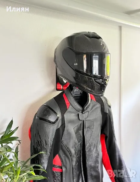 Стенна закачалка за каска и екипировка, снимка 1