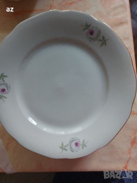 Чинии от порцелан 13 еднакви , снимка 1