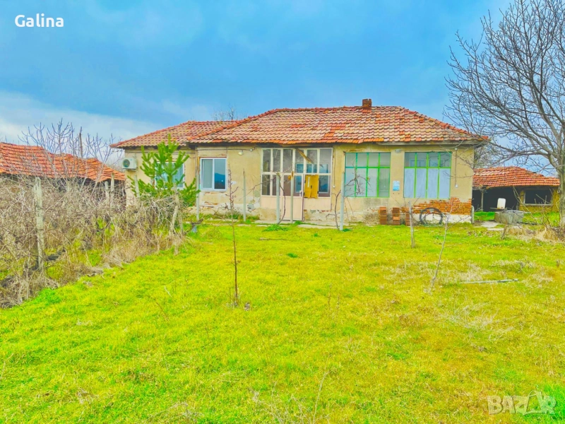 Продава къща в кв. Точиларци на гр. Съединение, снимка 1