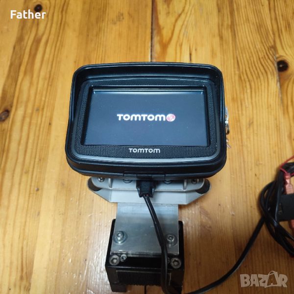 Мото навигация TOMTOM плюс стойка Touratech, снимка 1