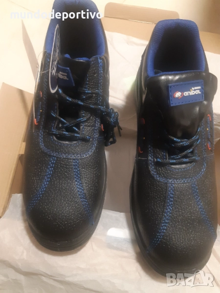 Нови Работни обувки със защита - без метал, снимка 1