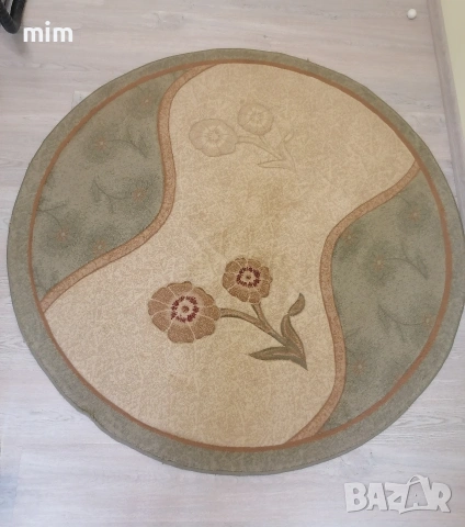 Красив кръгъл килим, снимка 2 - Килими - 53517369