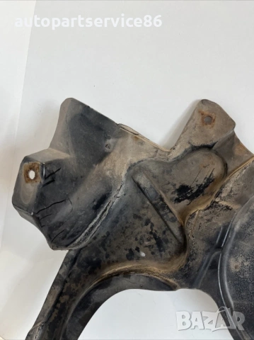 Защита на двигателя под капак за Mercedes SLK R171 (2005) 1715242130, снимка 2 - Части - 54039912