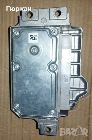Блок  за   Управление  на  Airbag    BMW   E90   E87    0 285  001 533, снимка 2 - Части - 50759087