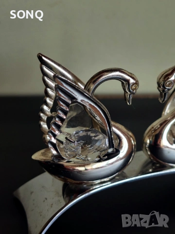 Страхотна Посребрена Фигурка На Двойка Лебеди Със Кристали, снимка 3 - Колекции - 53760397