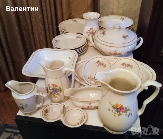 Порцеланов сервиз за хранене от 28 предмети