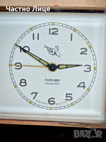 Много Рядък Руски Соц СССР Настолен Часовник Будилник ПИОНЕР от 1957 г, снимка 4 - Антикварни и старинни предмети - 51745329