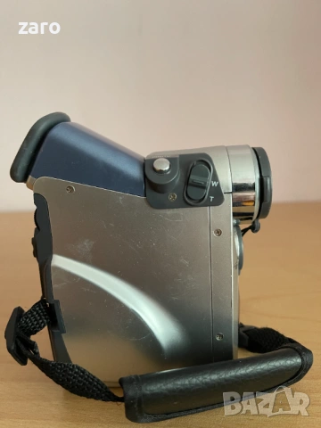 Дигитална мини камера Sony, снимка 4 - Камери - 53438382