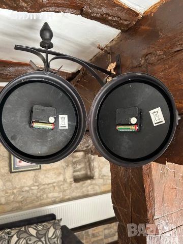 Двустранен античен часовник, снимка 3 - Стенни часовници - 52733377