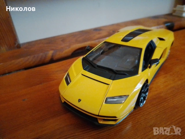 Lamborghini метално  "Bburago" "5€" ново!+Доставка!, снимка 6 - Коли, камиони, мотори, писти - 53486839