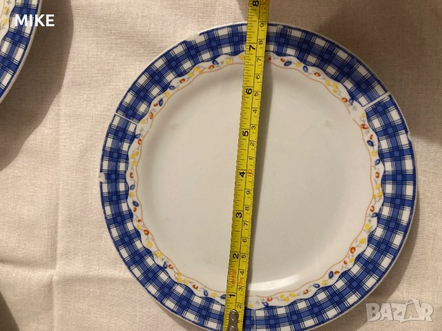 Порцеланови чинии и чашка, снимка 2 - Чинии - 52338538