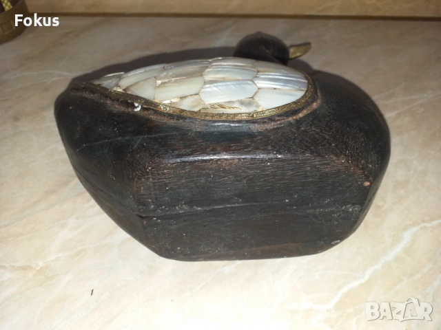 Голяма дървена патица патка с броз и седеф, снимка 6 - Антикварни и старинни предмети - 53356551