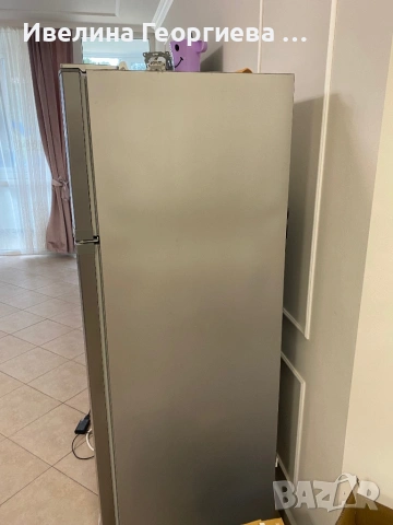 Хладилник Liebherr с горна камера, използван, снимка 2 - Хладилници - 53934321